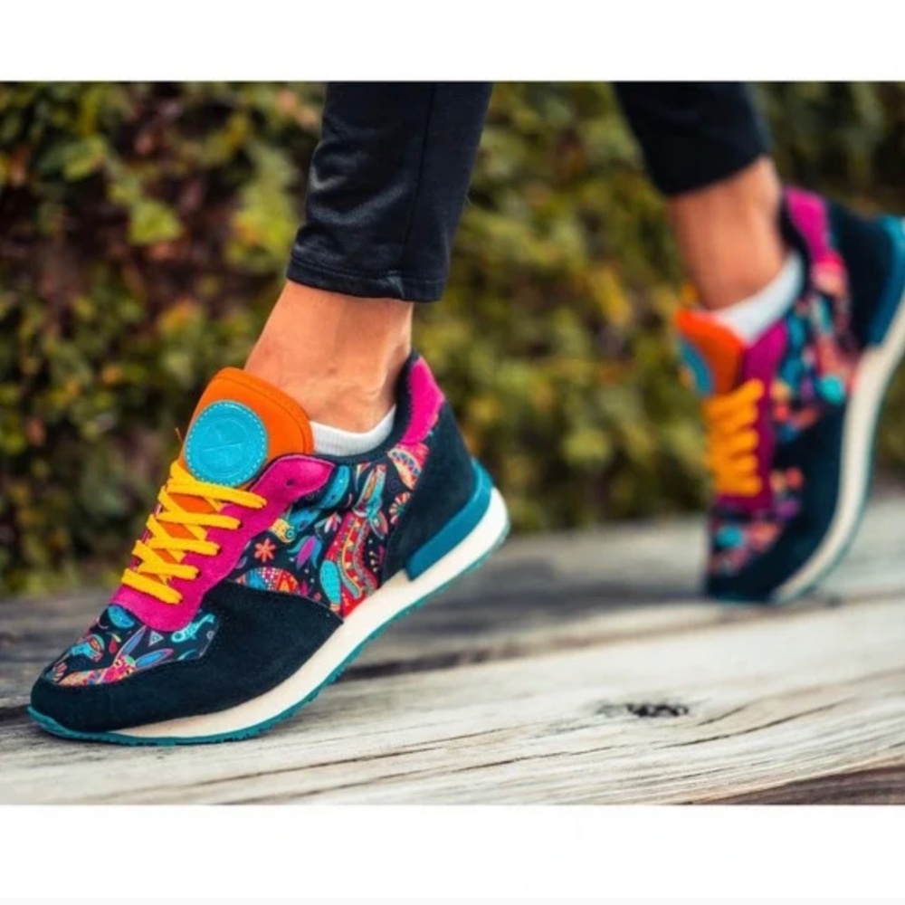 Inkkas Colorful Patterned Athletic Shoes